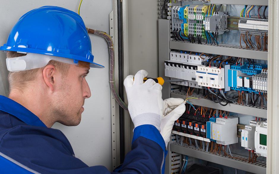 électricien installateur Paris 1