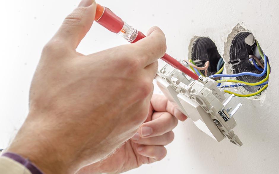 recherche travail électricien bâtiment Valenton